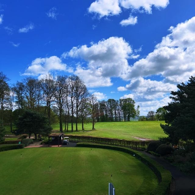 Spring is here ☀️☀️ perfect time to book your Golf Day for you and your friends🏆⛳️🏌🏻‍♂️

 #golf #golfday #enjoy #fun #golfsociety2024 #spring #sun #playwithfriends